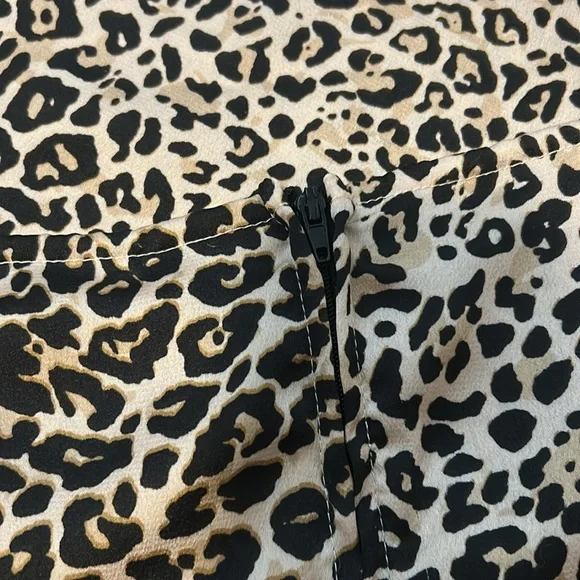 windsor leopard print cropped cowl top - Picture 5 of 6